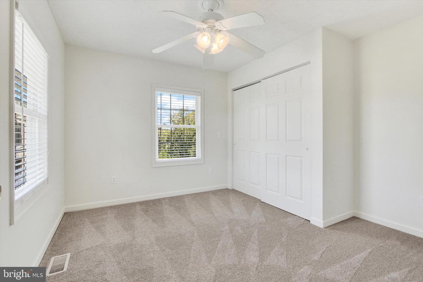 8 Mccleary Court photo 25