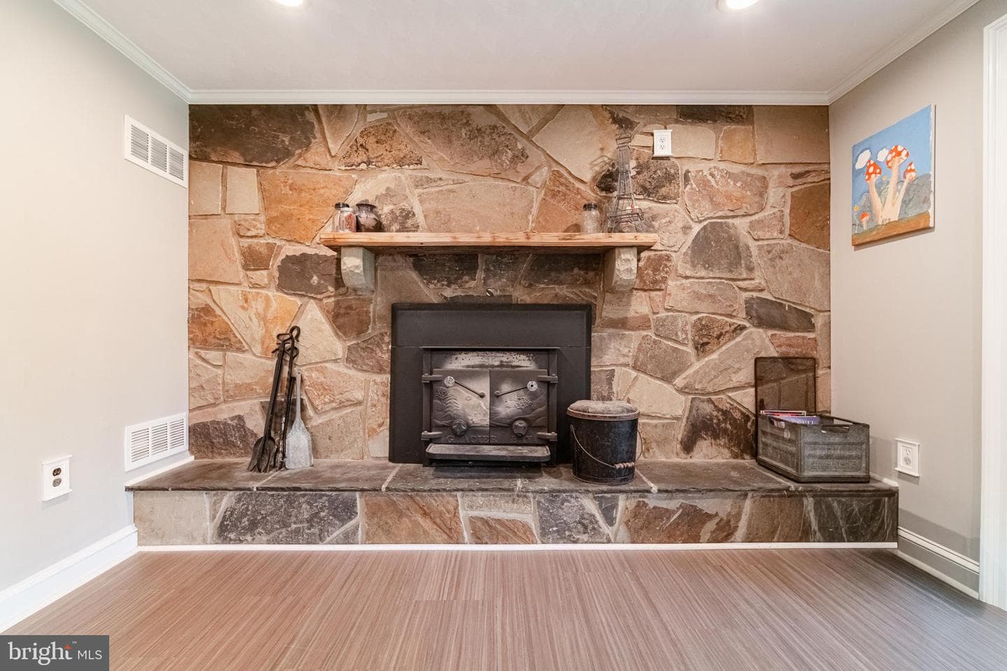49 Willow Creek Road photo 36