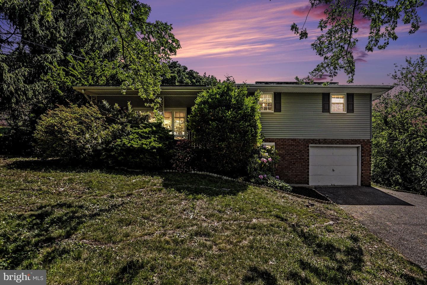 2885 Freysville Road photo 3