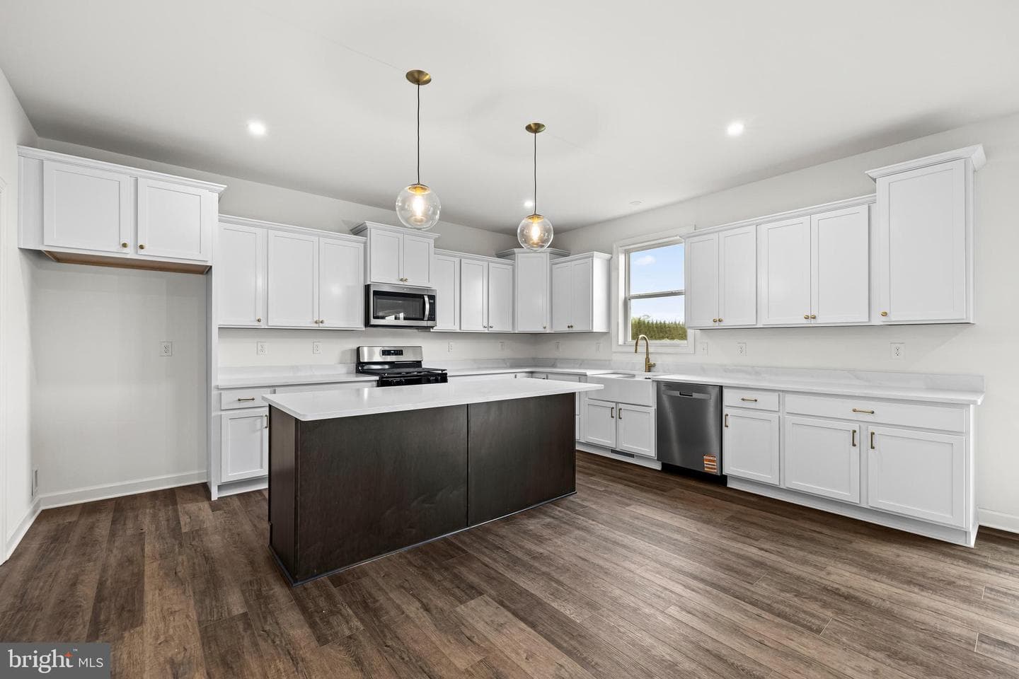 347 Steeple View Drive photo 10