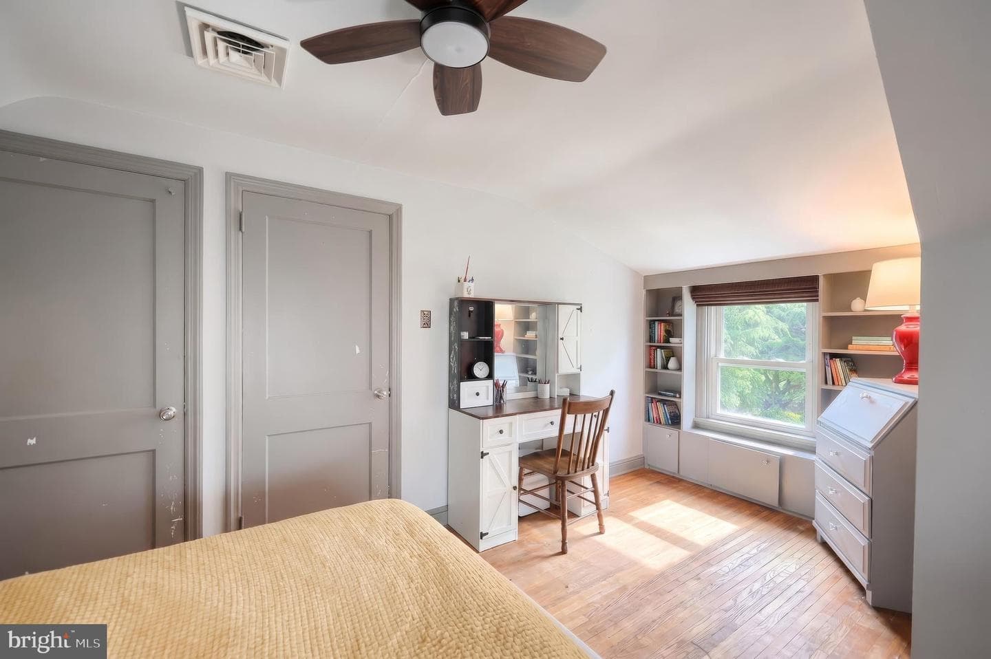 831 Rathton Road photo 21