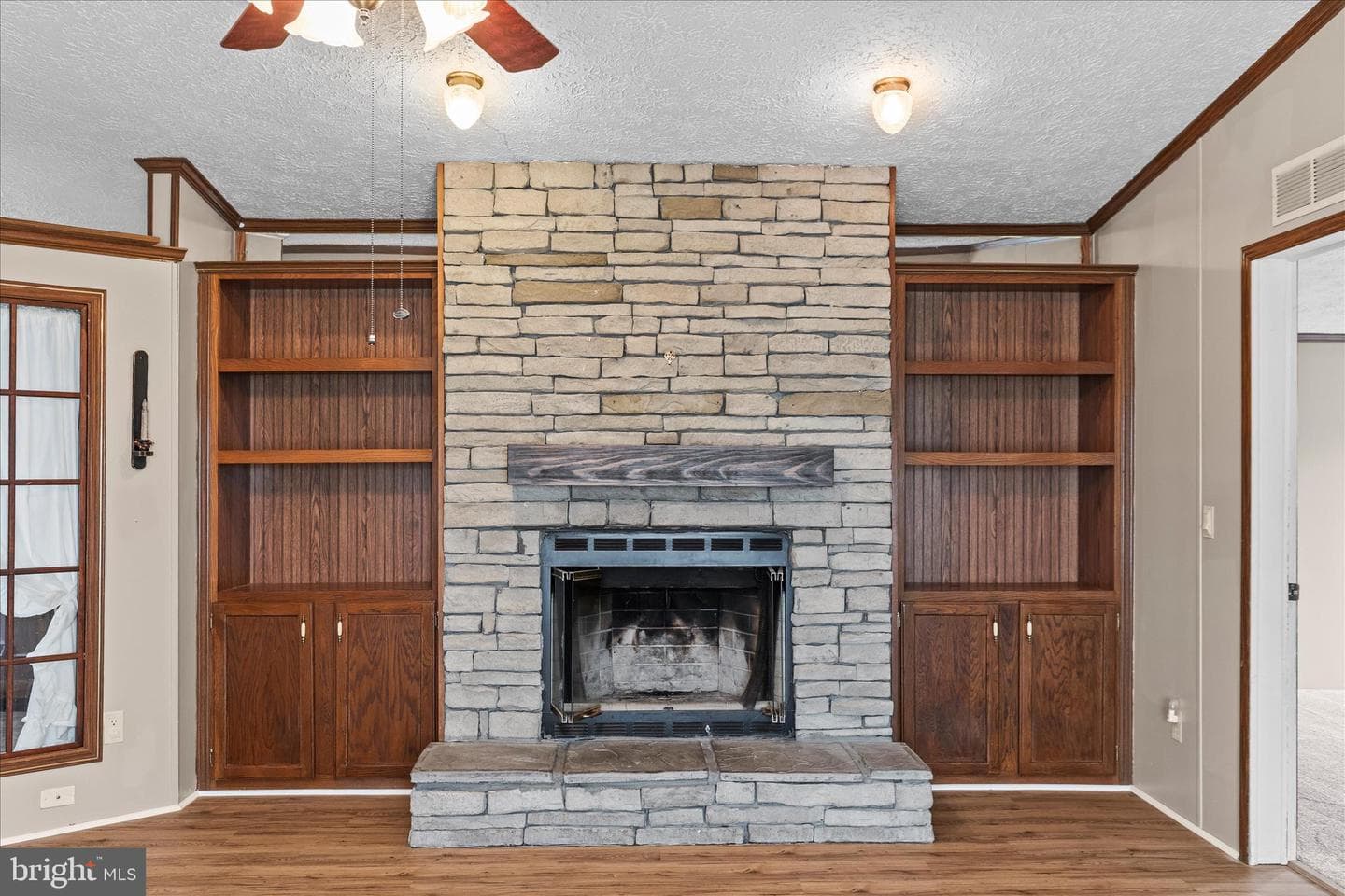 2632 Tamela Ave photo 8
