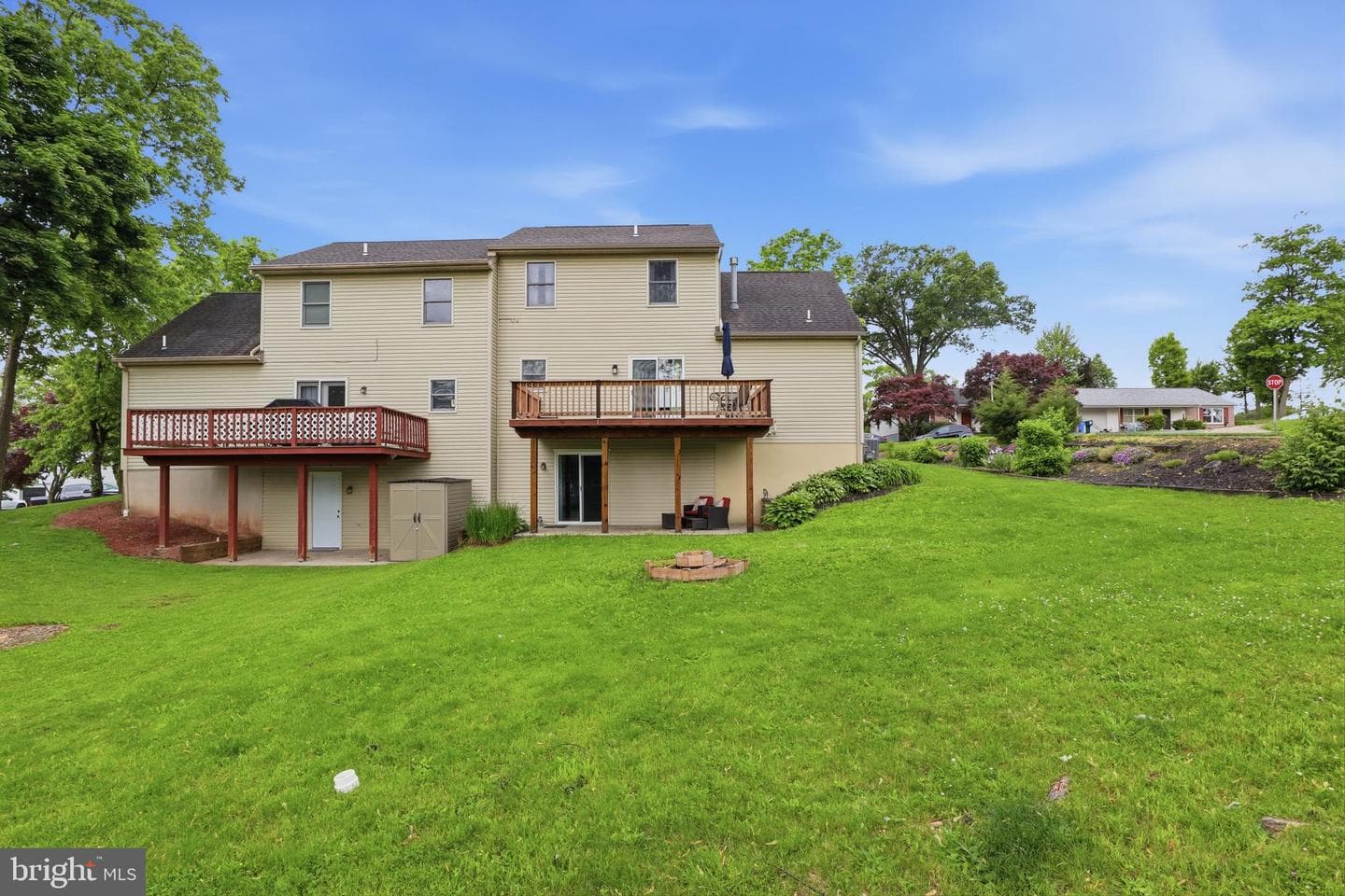 115 Poplar Street photo 37