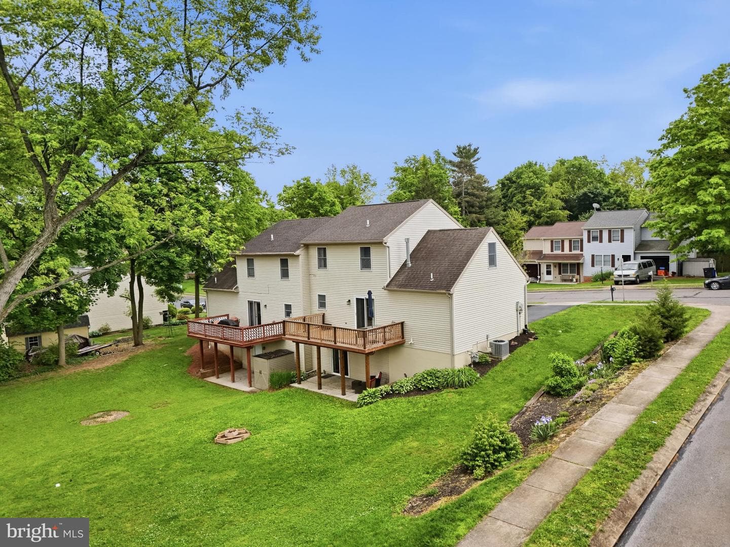 115 Poplar Street photo 41