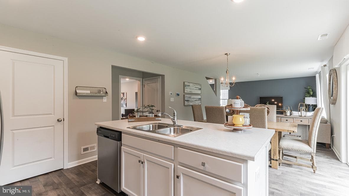 120 Christina Drive photo 16