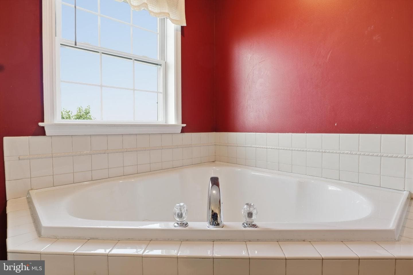 560 Nantucket Drive photo 25