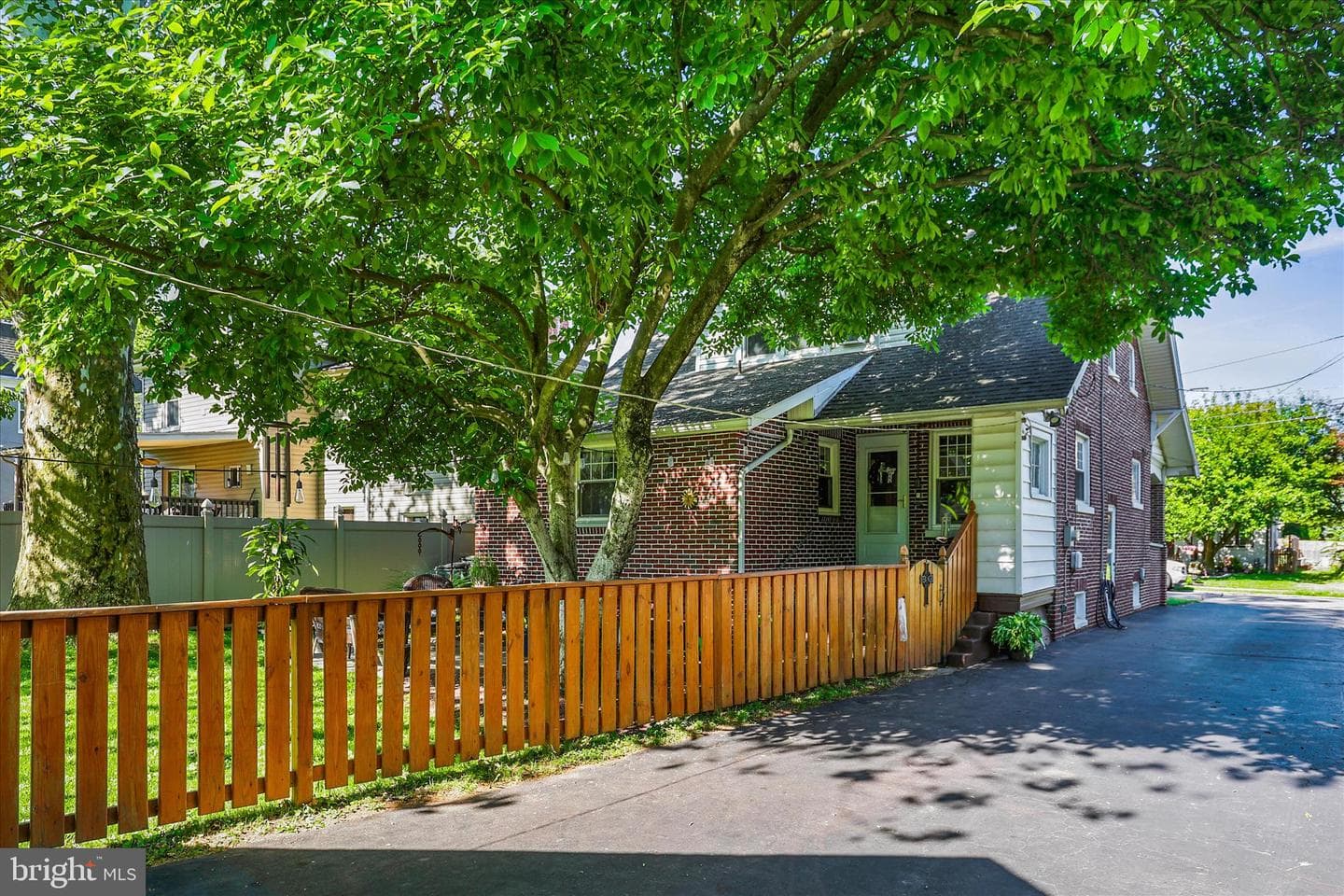 31 N Kershaw Street photo 34