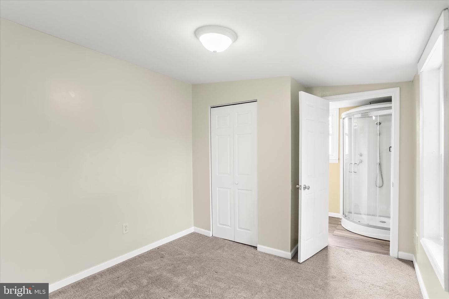 619 Ridge Avenue photo 17