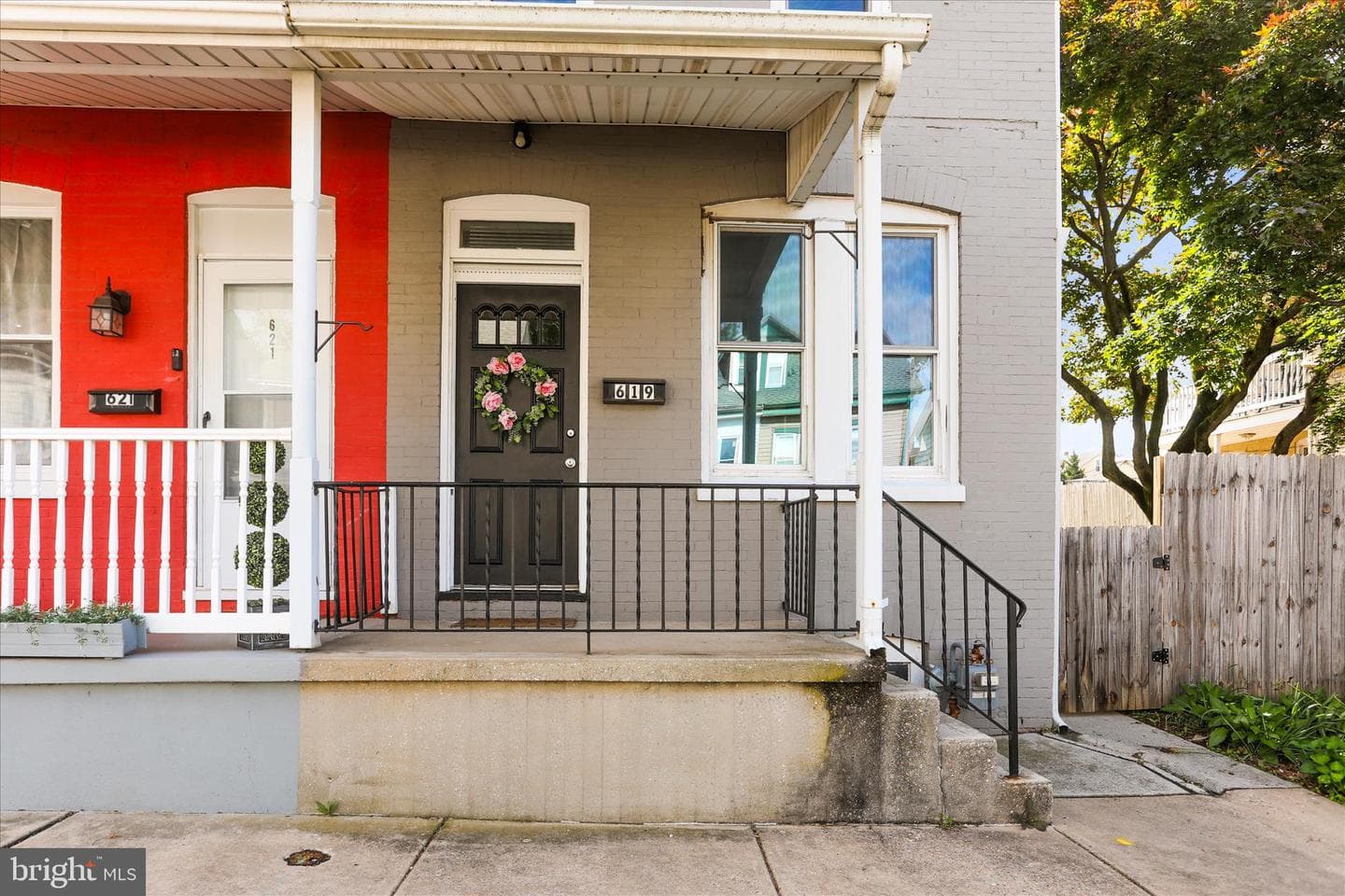619 Ridge Avenue photo 3