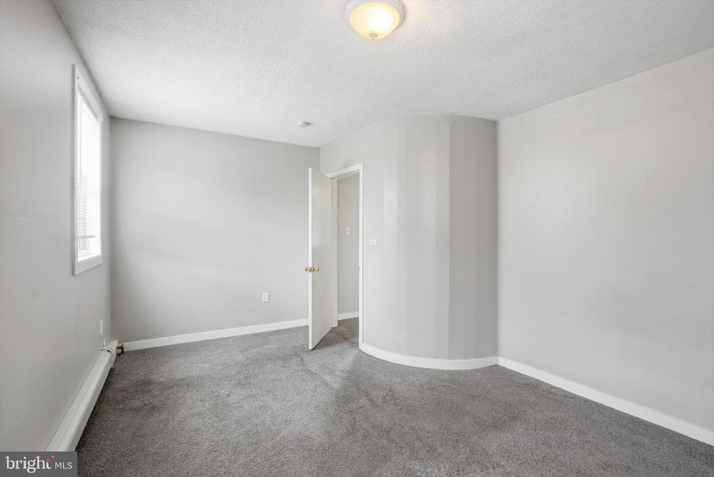 738 Edison Street photo 14