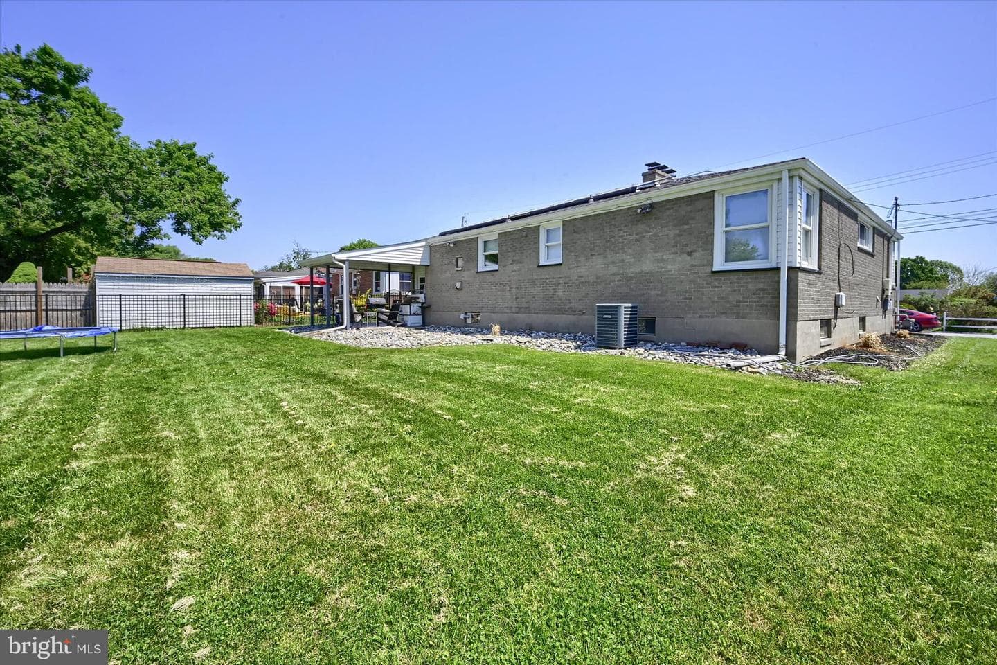 2740 Clearbrook Boulevard photo 20