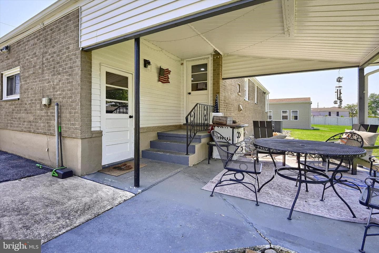 2740 Clearbrook Boulevard photo 25