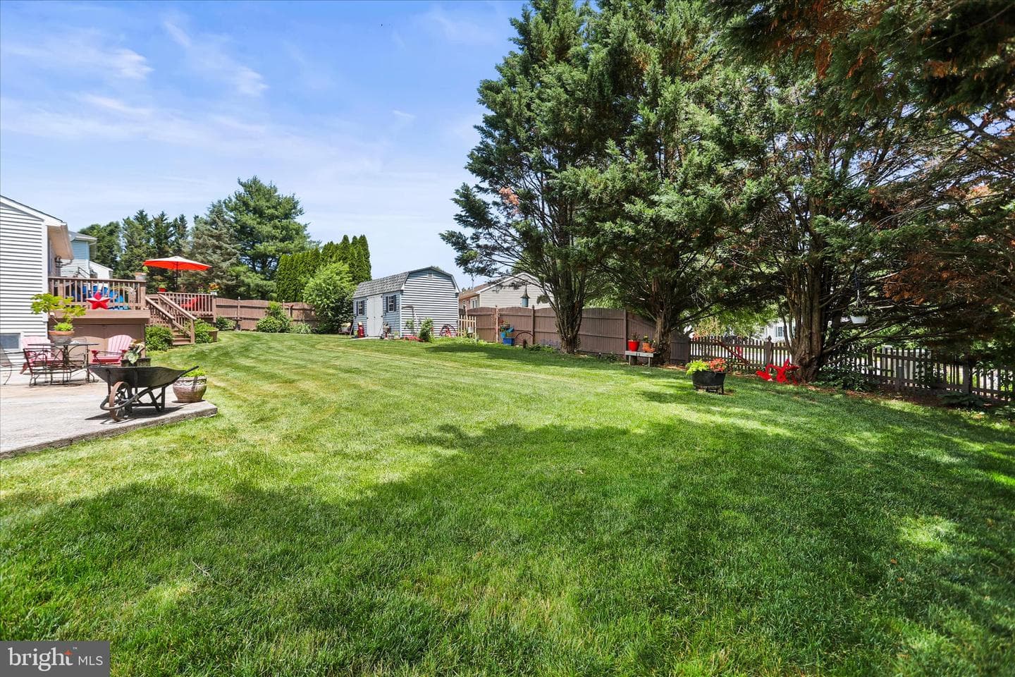 17 Ecker Avenue photo 52