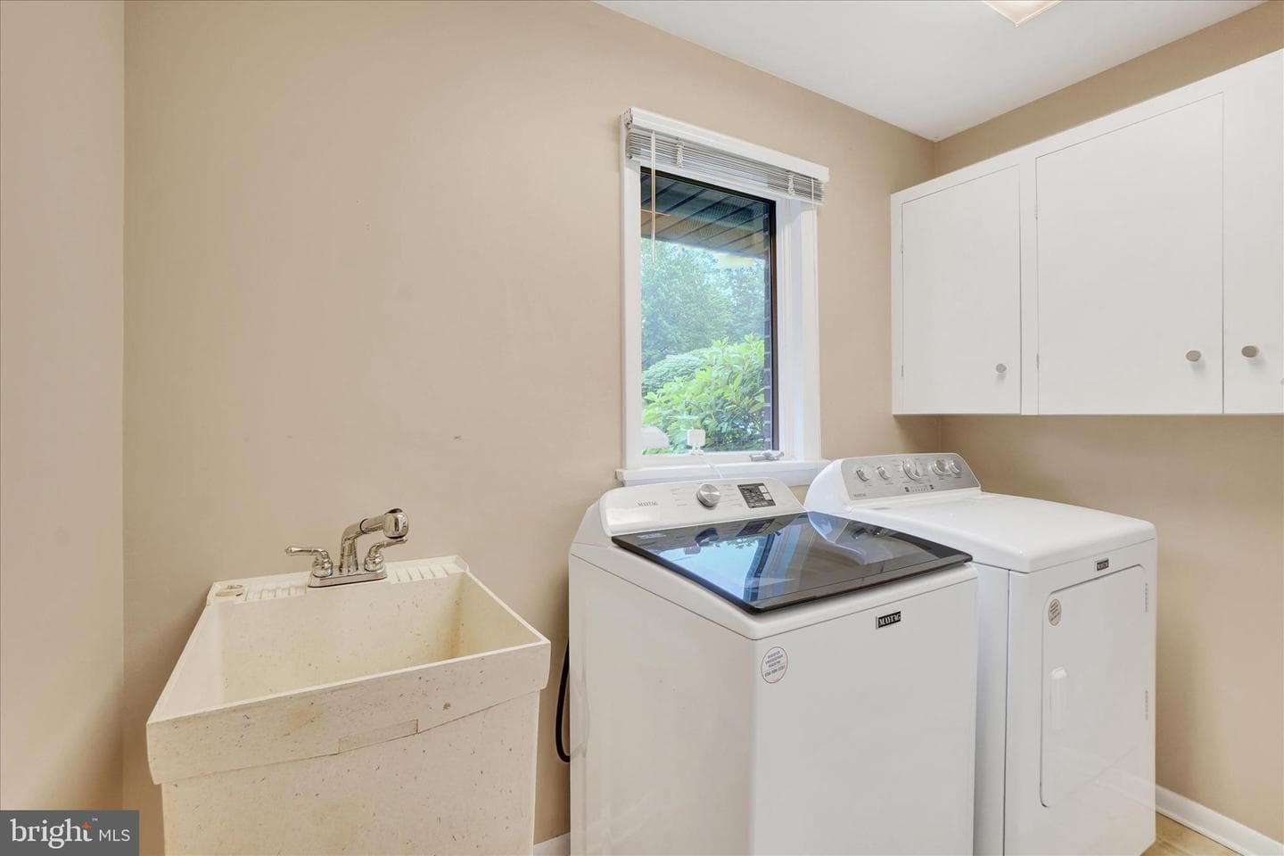 167 N Strathcona Drive photo 18