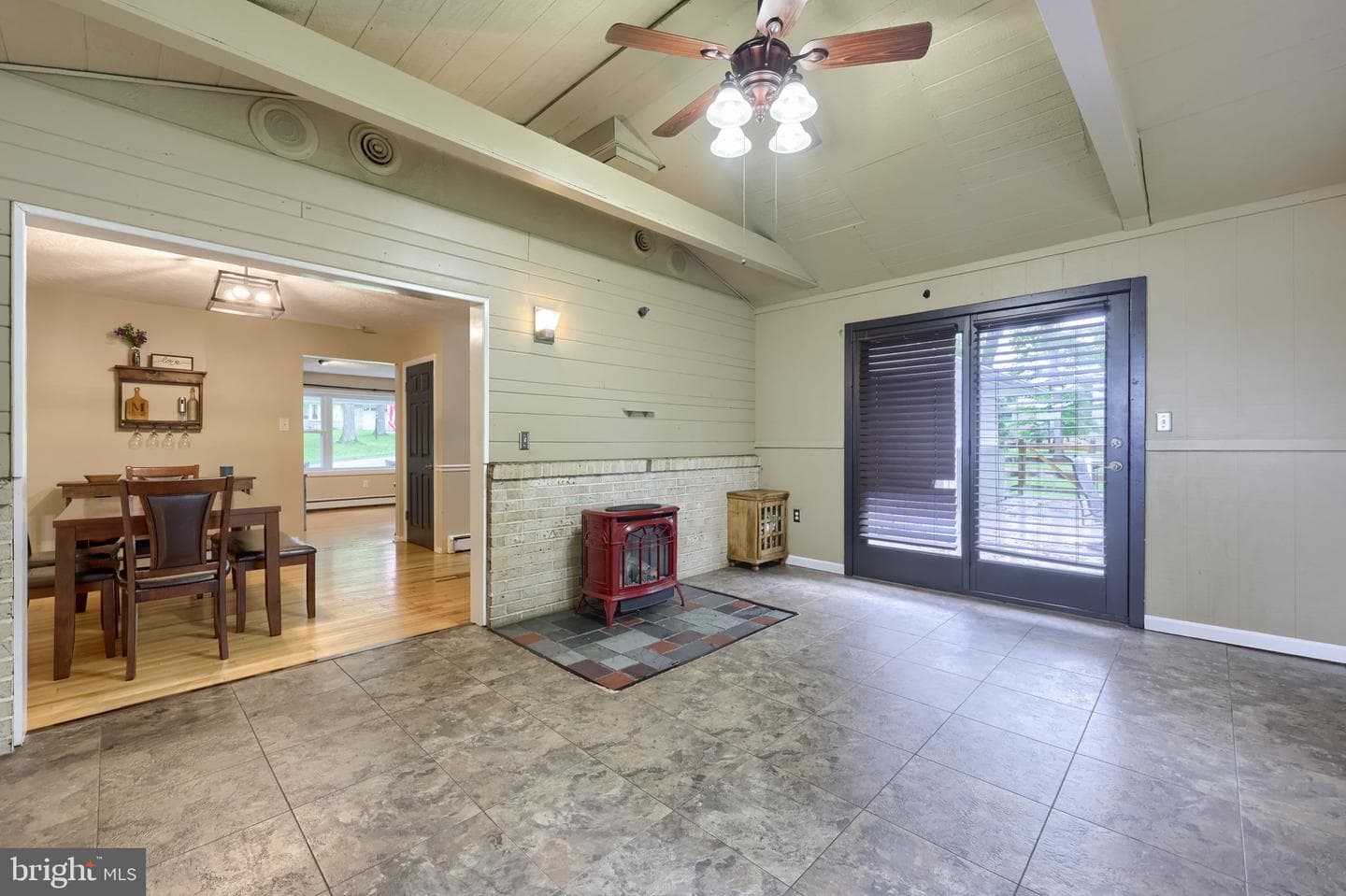 786 Summit Drive photo 15