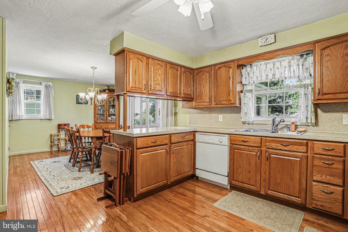 150 Maylyn Avenue photo 10