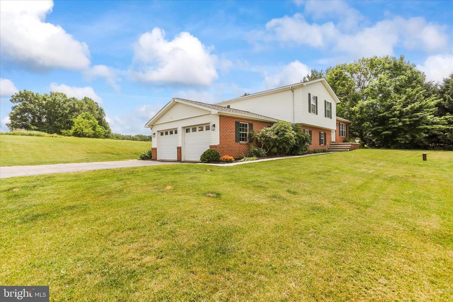 961 Lily Springs Road photo 2