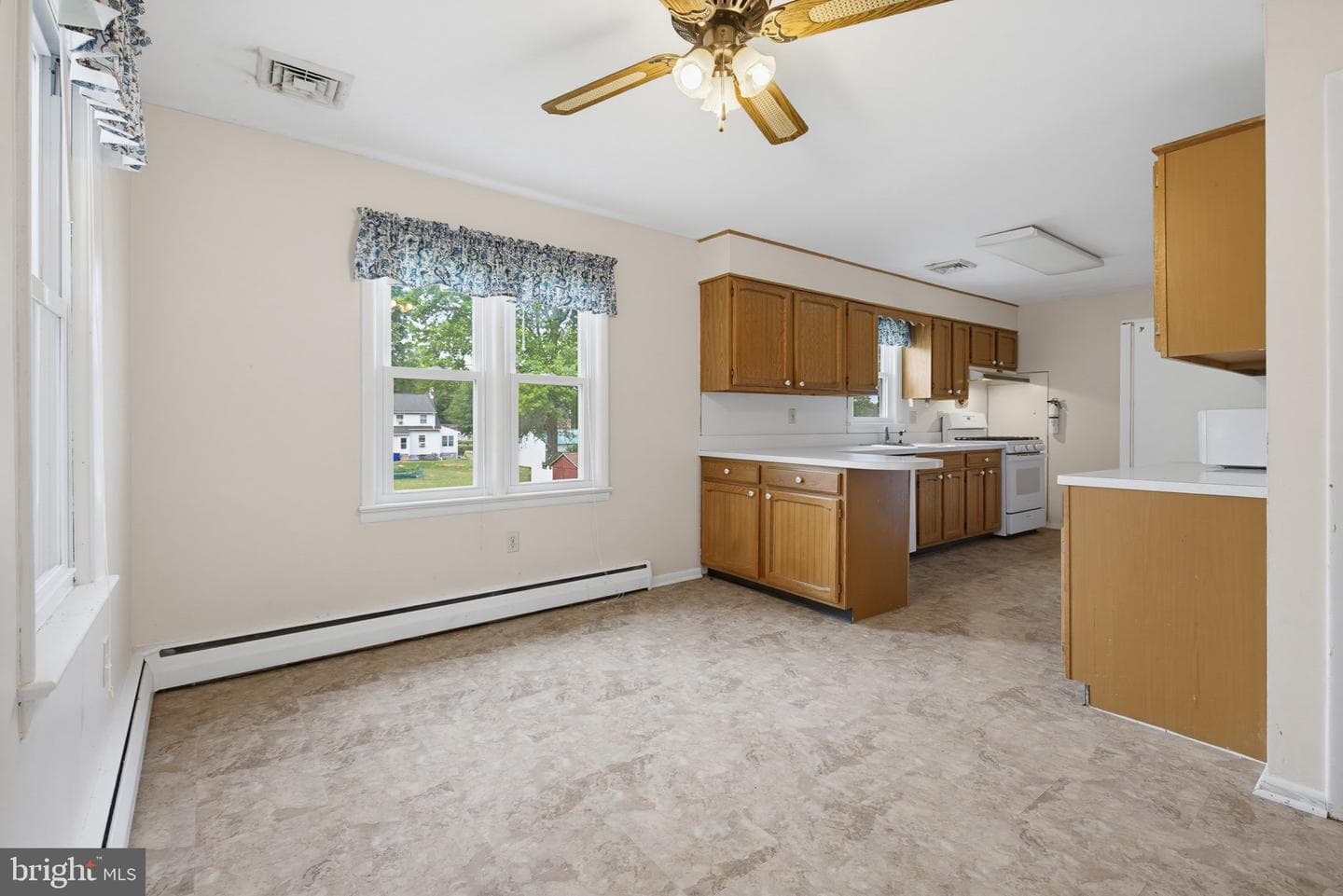 144 Bond Street photo 11