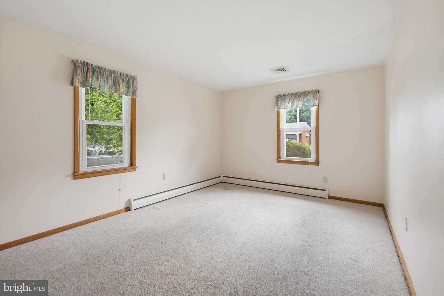 144 Bond Street photo 22