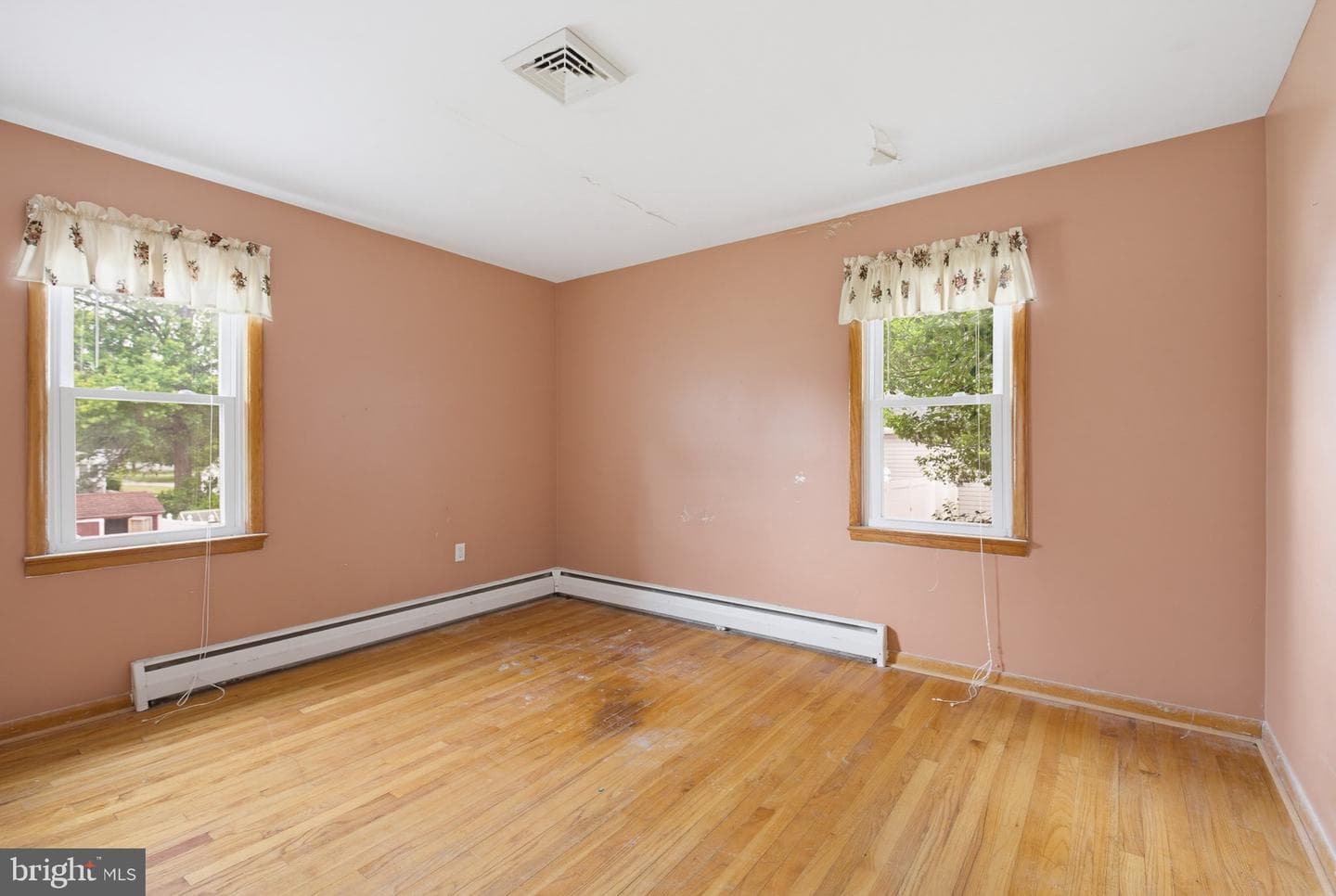 144 Bond Street photo 24