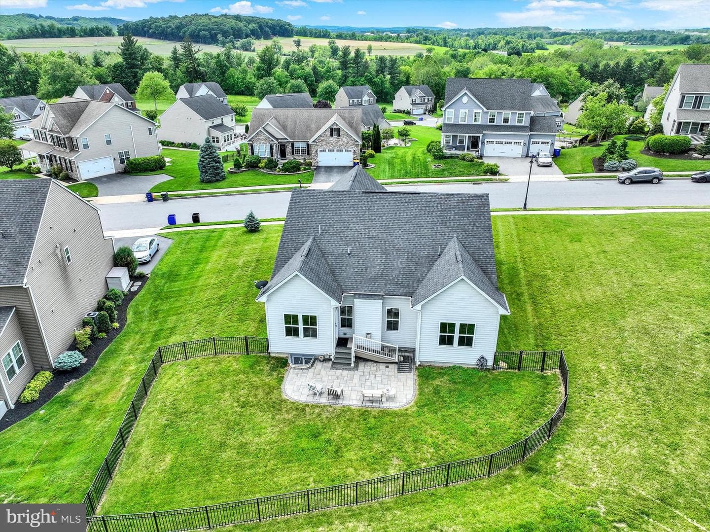 1411 Crest Way photo 37