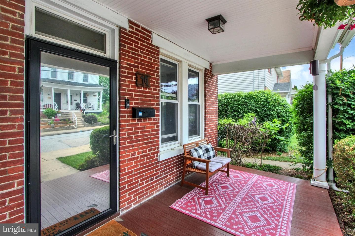 46 S Franklin Street photo 2