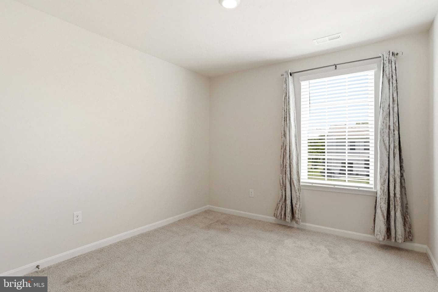 380 Locust Run Drive photo 23