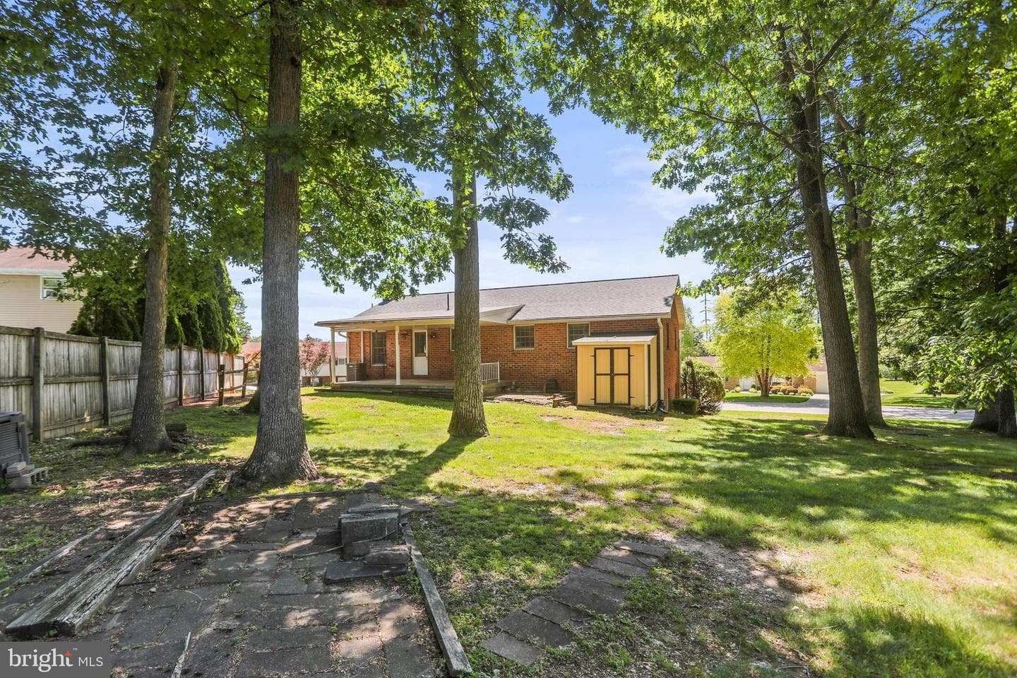 26 Laurel Drive photo 36