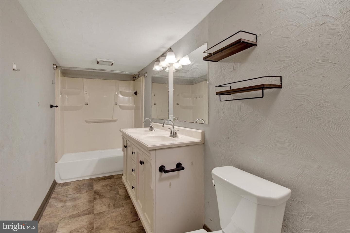 399 Pleasant Hill Road photo 15