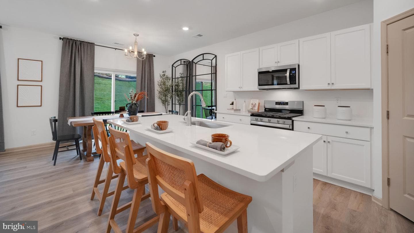 95 Christina Drive photo 3