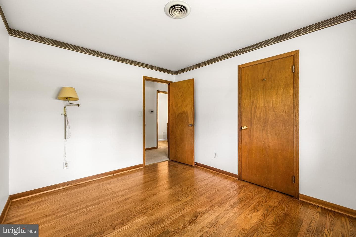 100 Freedom Avenue photo 13