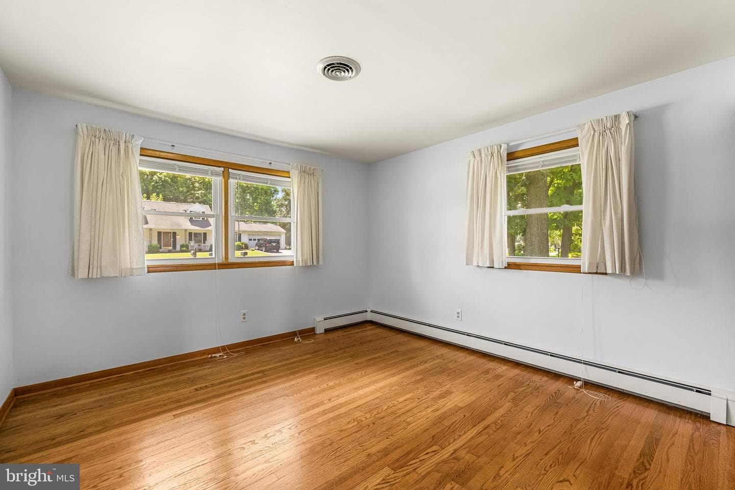 100 Freedom Avenue photo 14