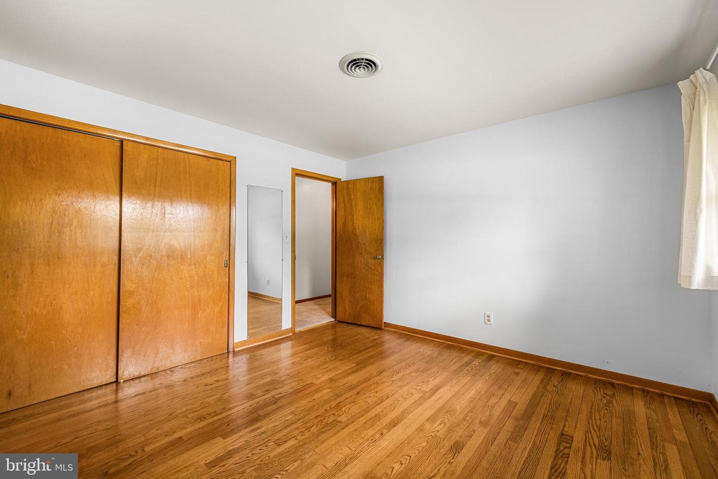 100 Freedom Avenue photo 15