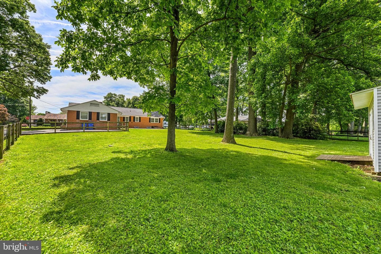 100 Freedom Avenue photo 32