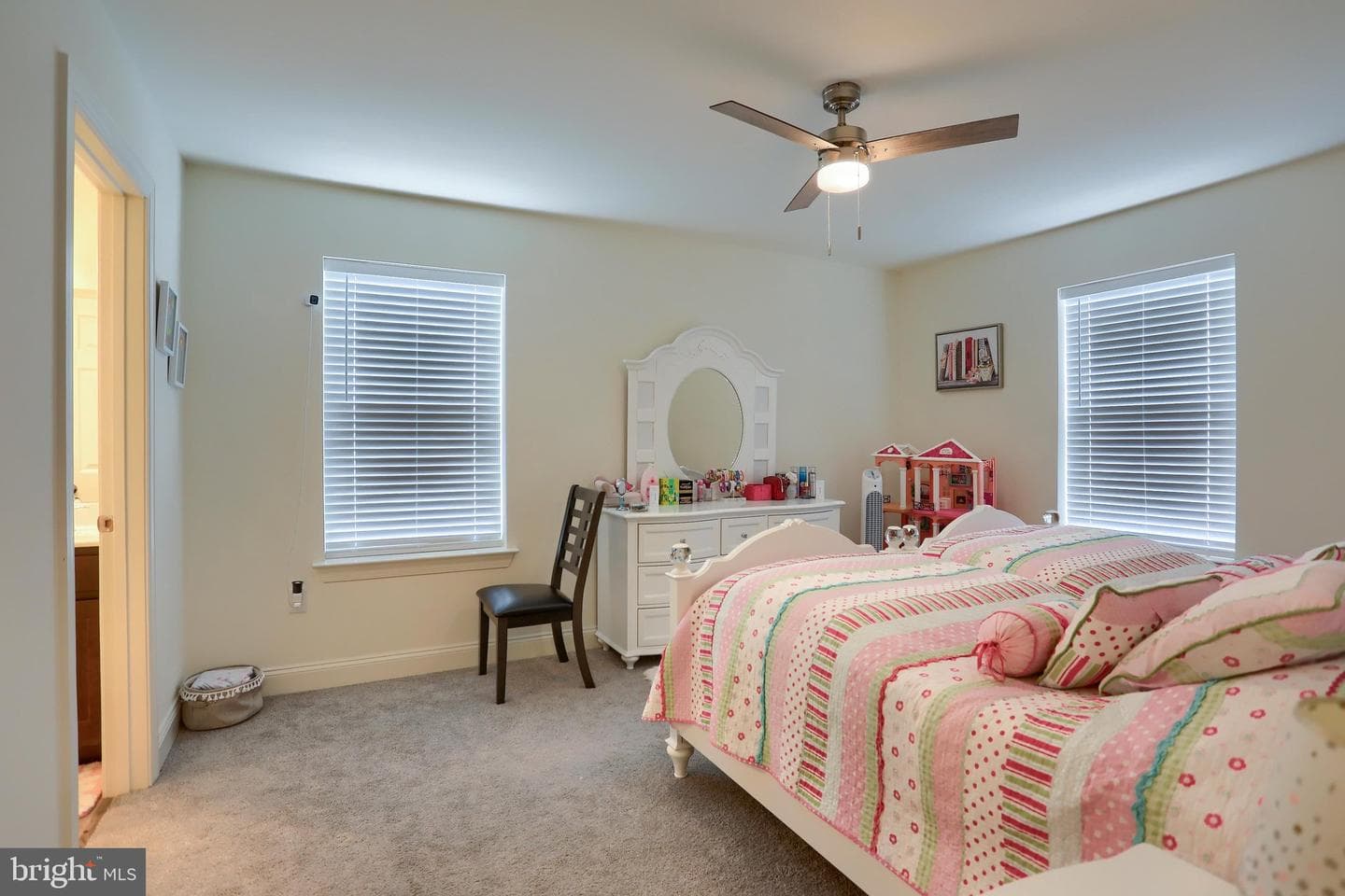 121 Eagle Road photo 42