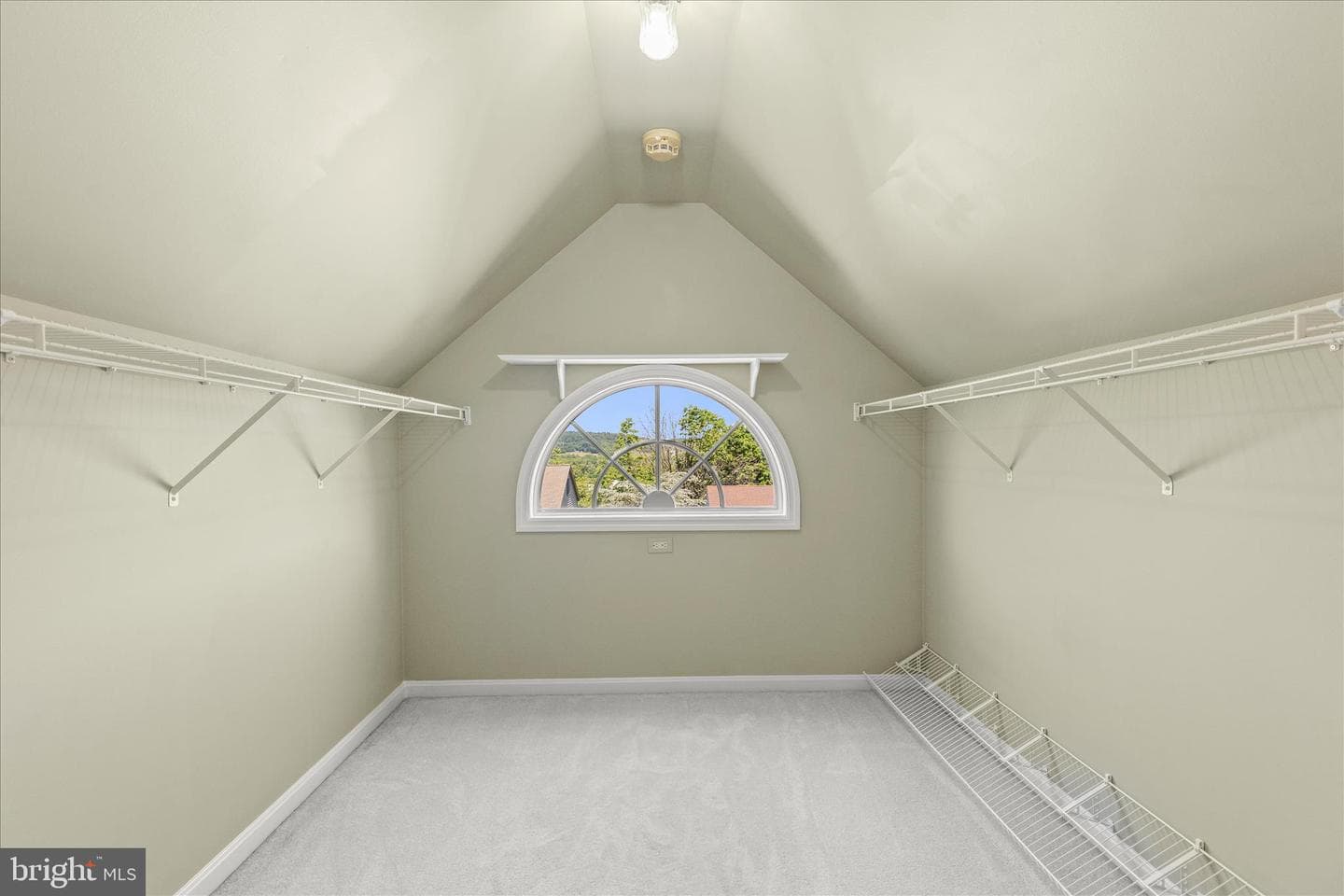 660 Woodside Road photo 33
