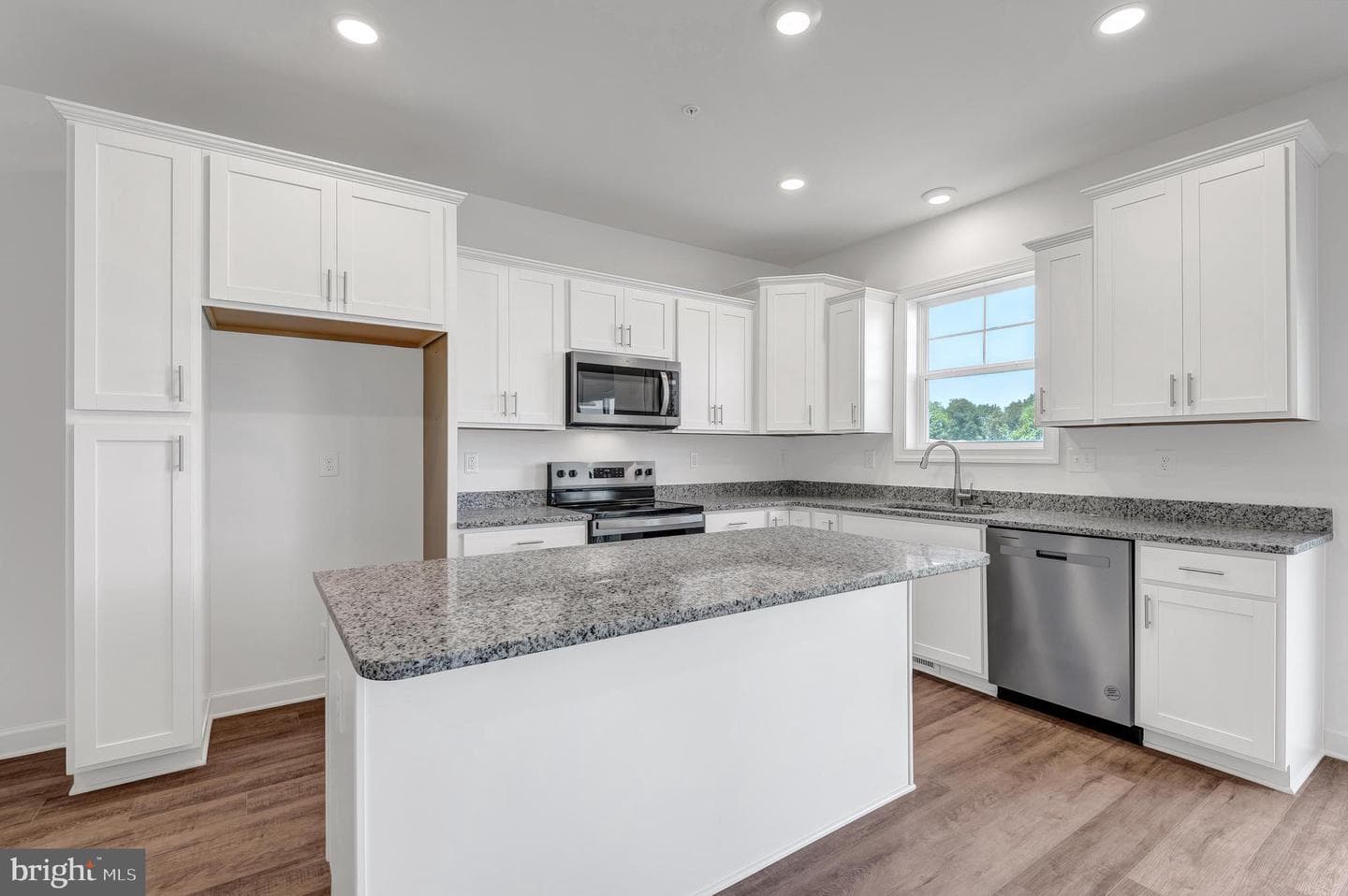 216 Ridge View Lane photo 4