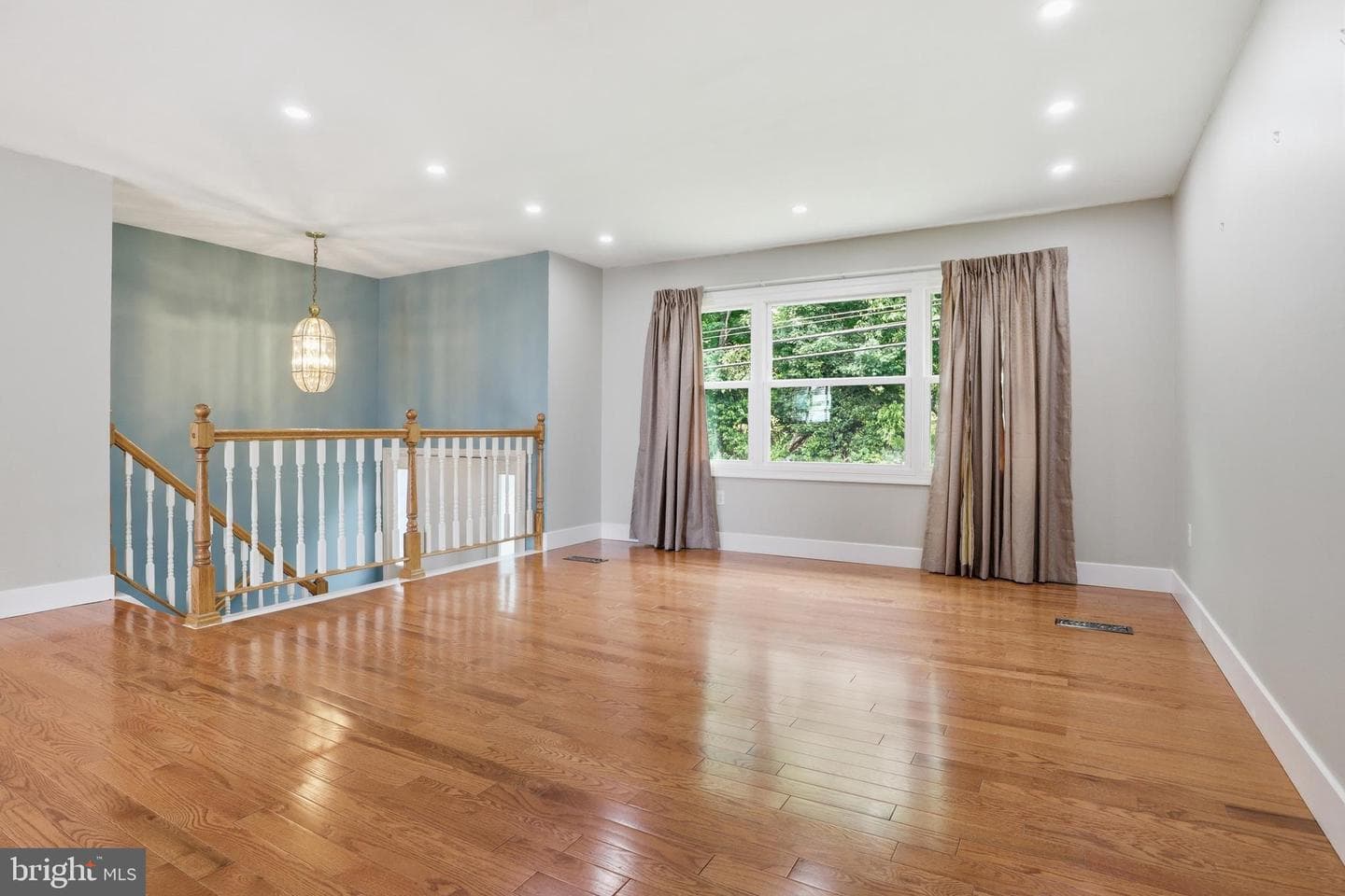 30 Hill Drive photo 8