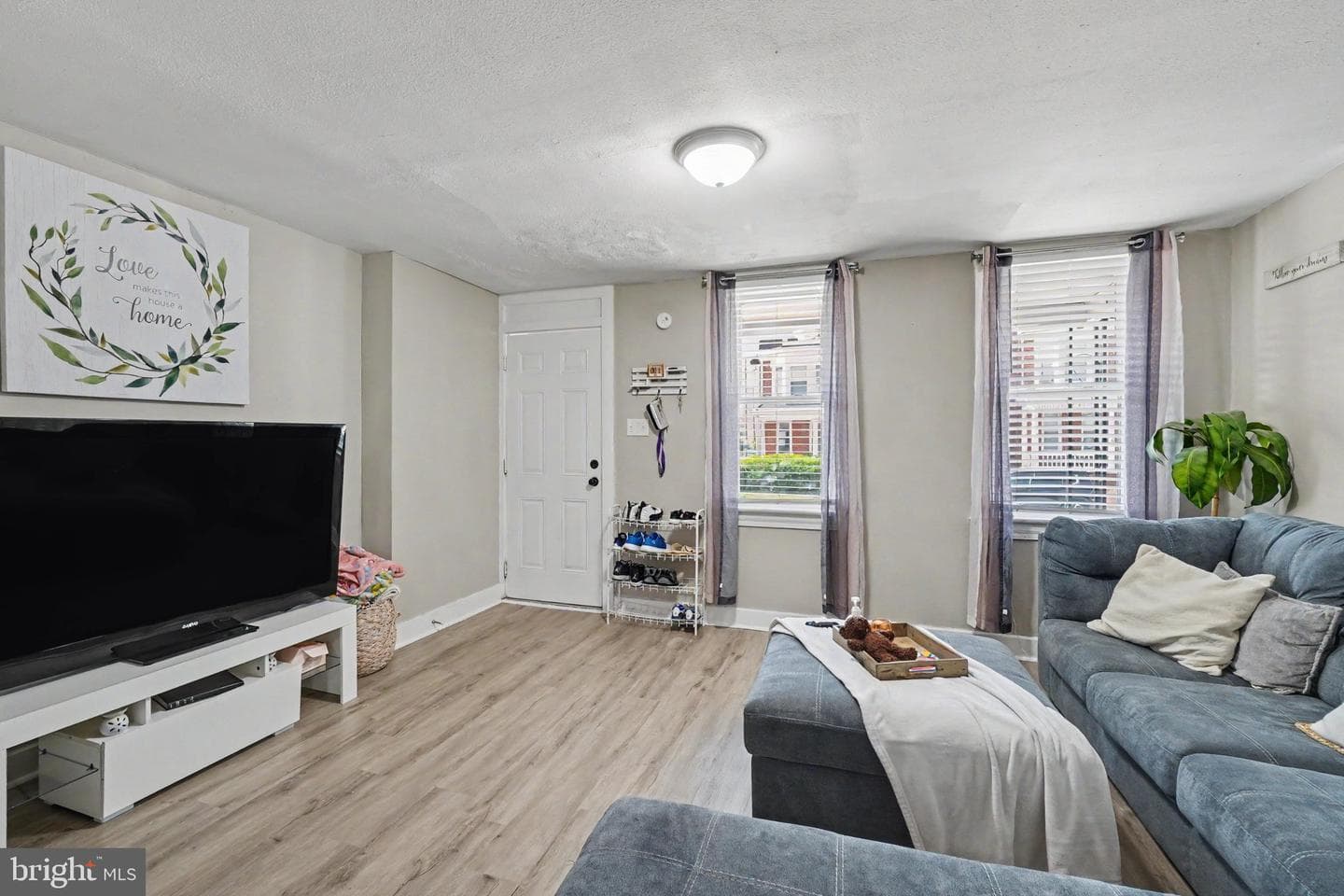 1703 Monroe Street photo 3