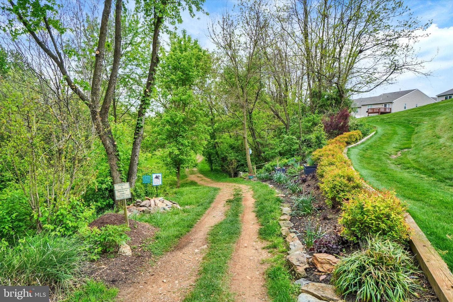 139 Furlong Way photo 35