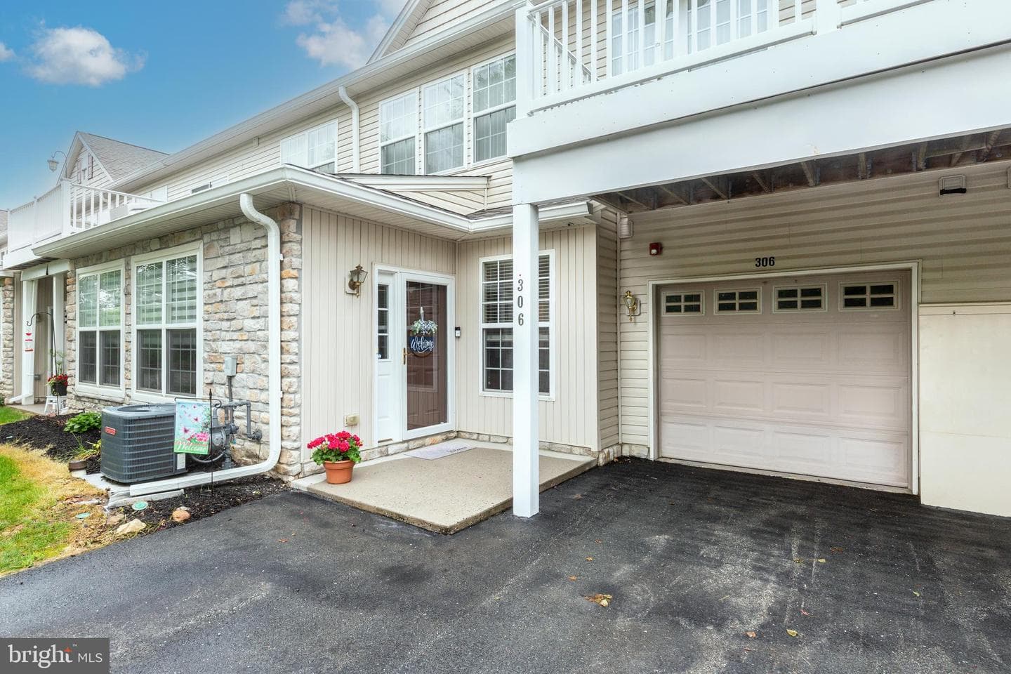 306 N Marshview Road #306 photo 5