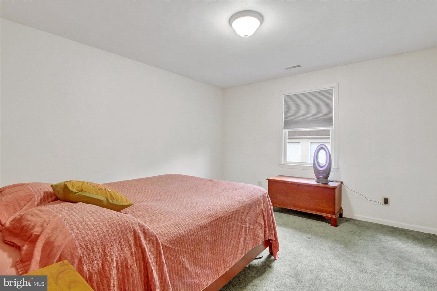 409 Springbrook Court photo 16