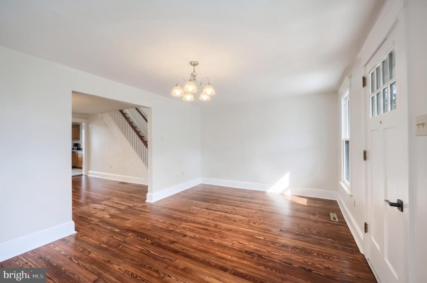 1019 W College Avenue photo 11