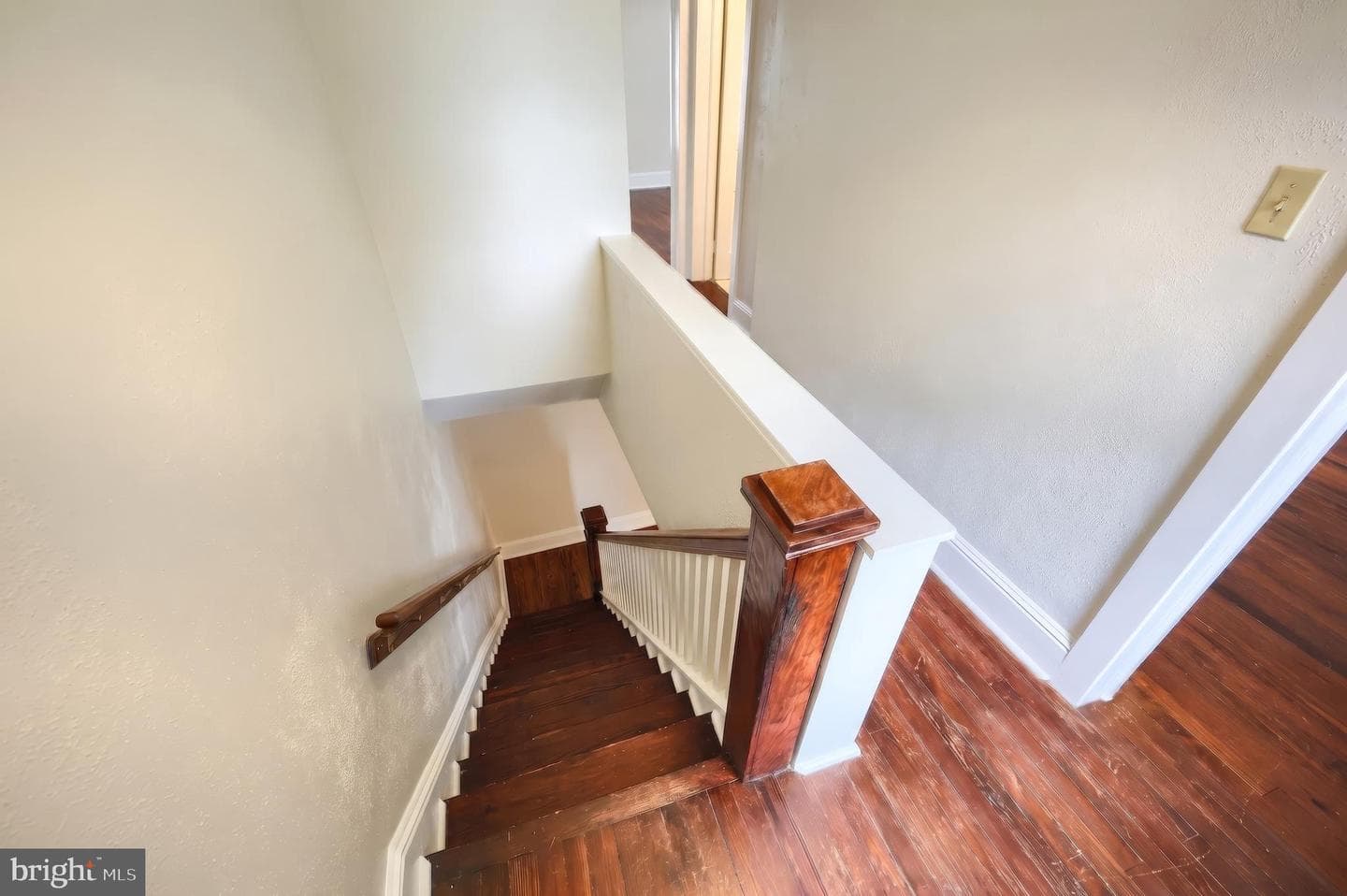 1019 W College Avenue photo 21