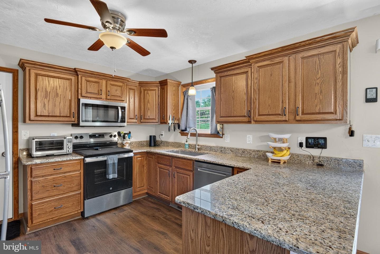 225 N Grant Road photo 12