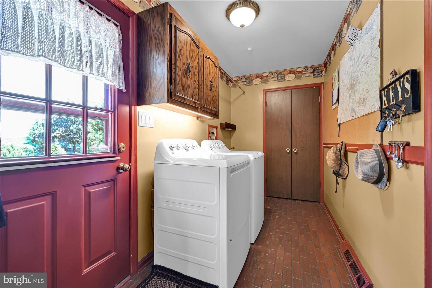 3711 Cayuga Lane photo 36