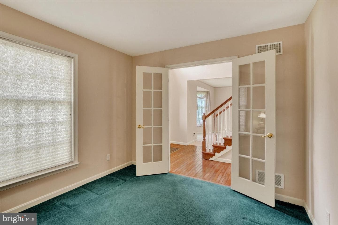 490 S Park Street photo 13