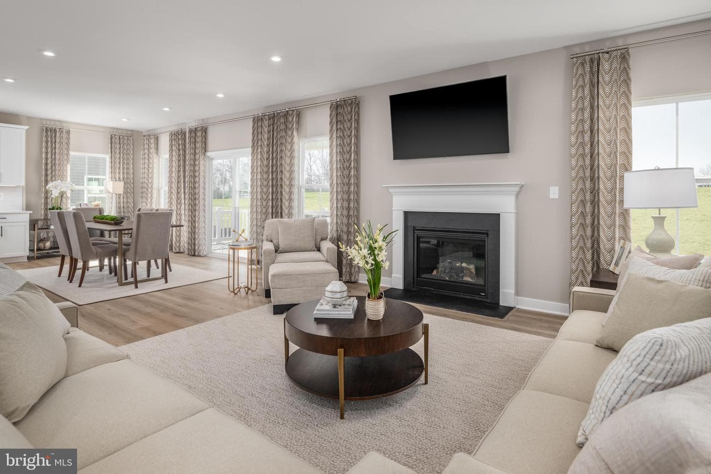 105 Firenze Drive photo 6
