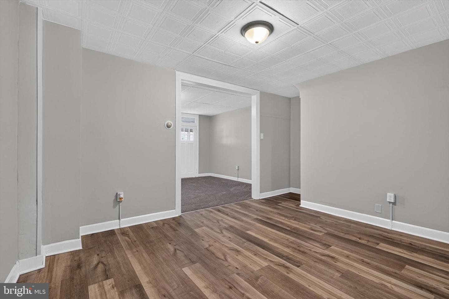 704 E Prospect Street photo 5