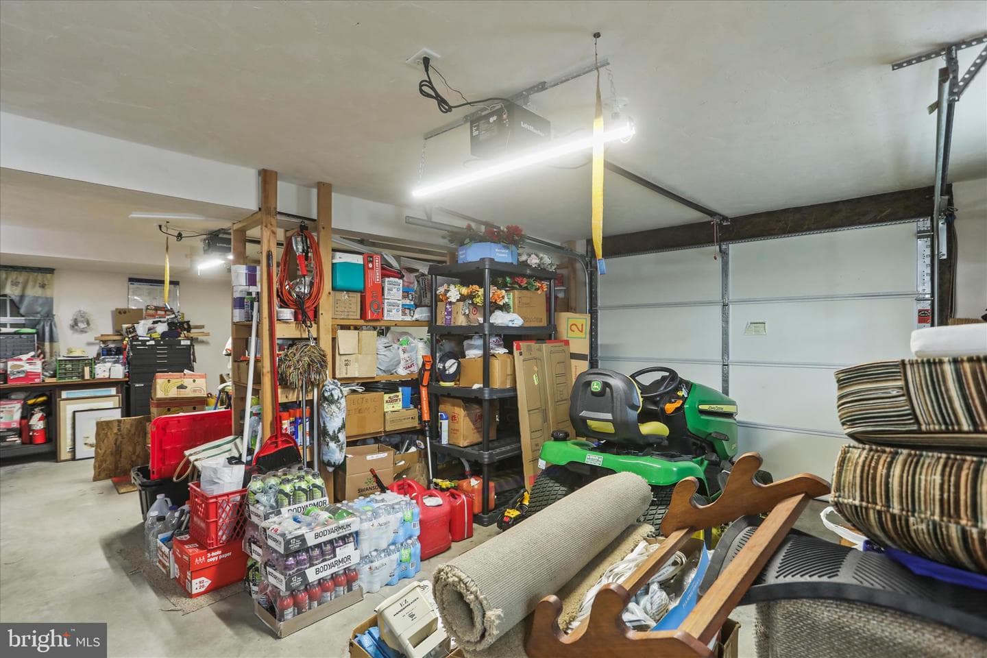 2440 Belair Drive photo 32